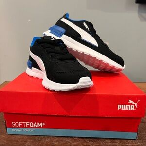 Puma Black and Blue Athletic Shoes